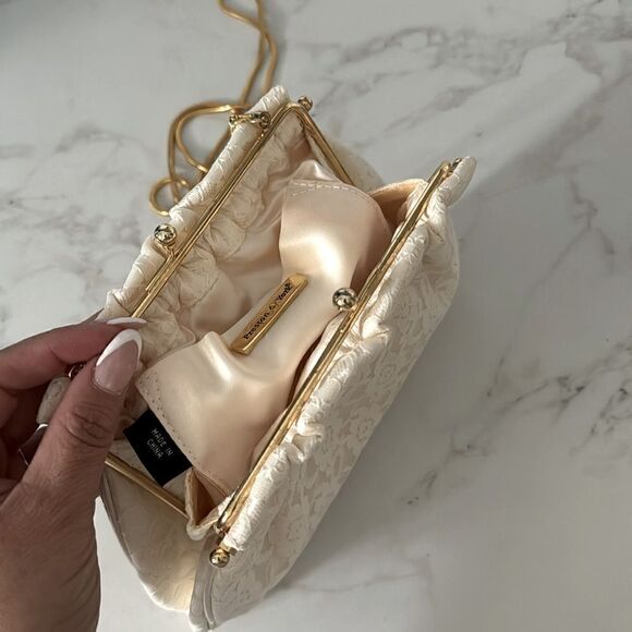 Preston&york crossbody purse EUC - Picture 4 of 6